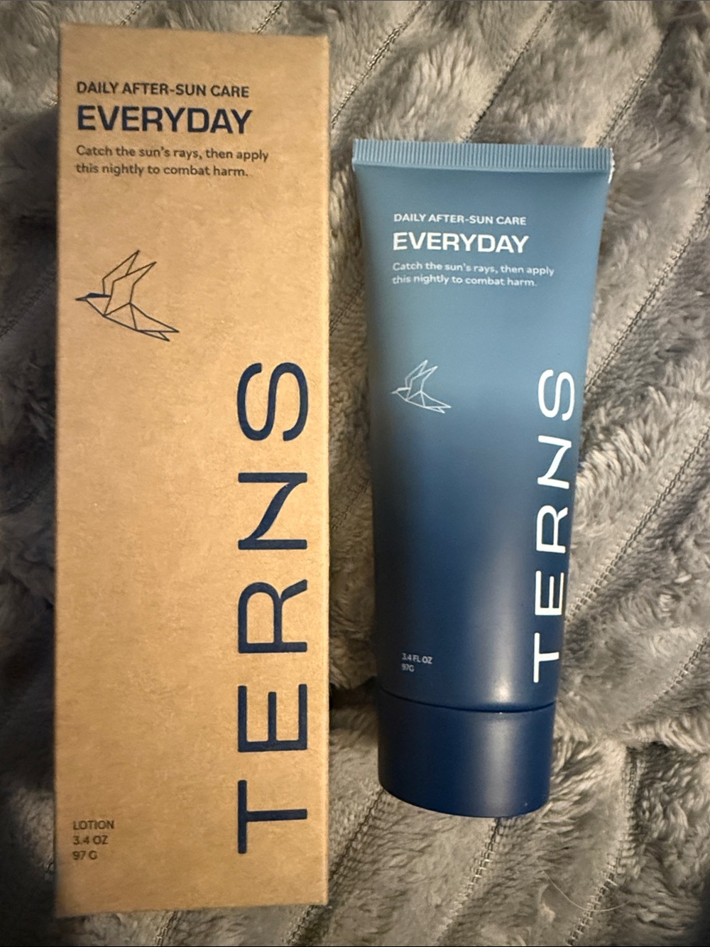Everyday Daily After-Sun Moisturizer - Blue